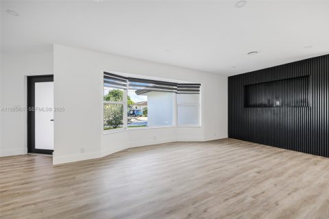 Villa ou maison à vendre à Fort Lauderdale, Floride: 3 chambres, 173.73 m2 № 1984199 - photo 6