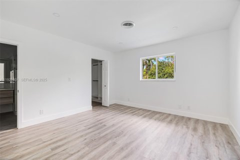Villa ou maison à vendre à Fort Lauderdale, Floride: 3 chambres, 173.73 m2 № 1984199 - photo 16