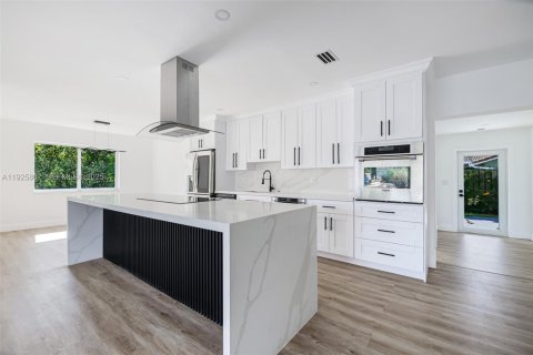 Villa ou maison à vendre à Fort Lauderdale, Floride: 3 chambres, 173.73 m2 № 1984199 - photo 10
