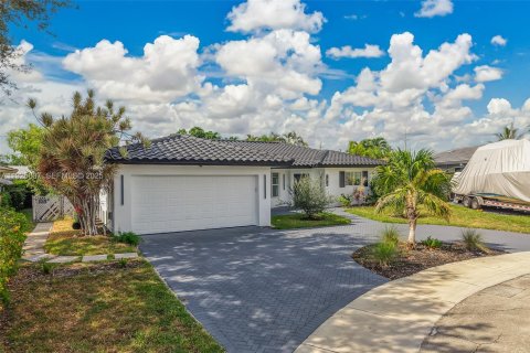 Villa ou maison à vendre à Fort Lauderdale, Floride: 3 chambres, 173.73 m2 № 1984199 - photo 3