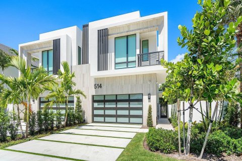 Townhouse in Delray Beach, Florida 4 bedrooms, 278.8 sq.m. № 2250371