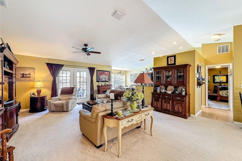 Casa en venta en Port St. Lucie, Florida, 3 dormitorios, 163.69 m2 № 1930891 - foto 12