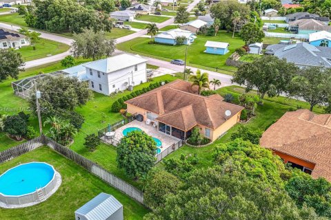 Casa en venta en Port St. Lucie, Florida, 3 dormitorios, 163.69 m2 № 1930891 - foto 5