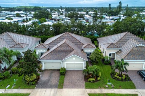 Villa ou maison à louer à Bradenton, Floride: 2 chambres, 141.68 m2 № 1899774 - photo 4
