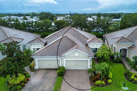 Villa ou maison à louer à Bradenton, Floride: 2 chambres, 141.68 m2 № 1899774 - photo 3