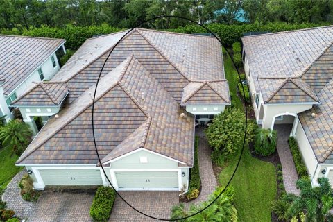 Villa ou maison à louer à Bradenton, Floride: 2 chambres, 141.68 m2 № 1899774 - photo 7