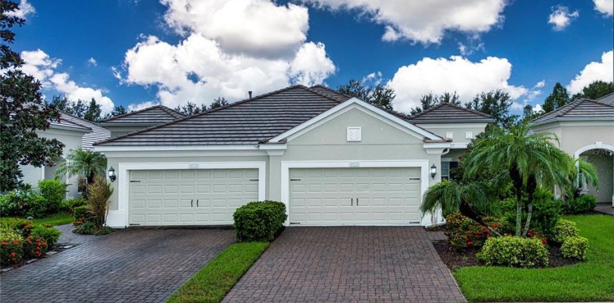 Villa ou maison à Bradenton, Floride 2 chambres, 141.68 m2 № 1899774