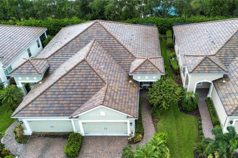Villa ou maison à louer à Bradenton, Floride: 2 chambres, 141.68 m2 № 1899774 - photo 6