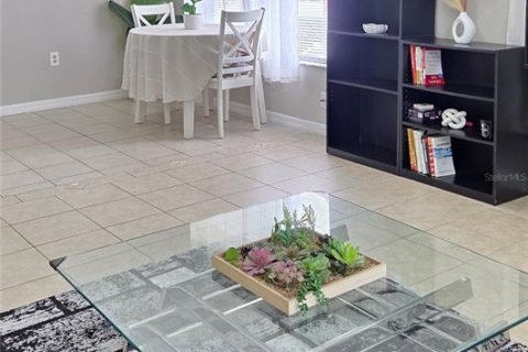 House in Port Charlotte, Florida 3 bedrooms, 92.34 sq.m. № 1869404 - photo 11