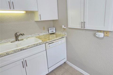 House in Port Charlotte, Florida 3 bedrooms, 92.34 sq.m. № 1869404 - photo 19
