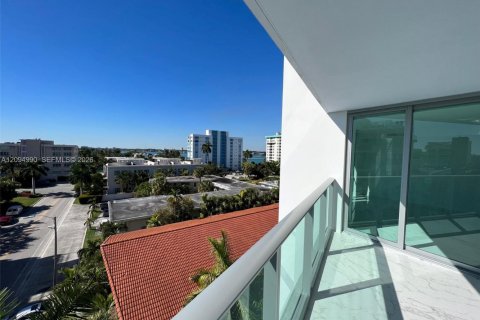 Appartement à louer à Bay Harbor Islands, Floride: 1 chambre, 99.87 m2 № 2386913 - photo 10