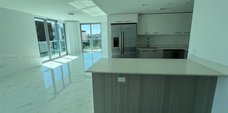 Appartement à Bay Harbor Islands, Floride 1 chambre, 99.87 m2 № 2386913