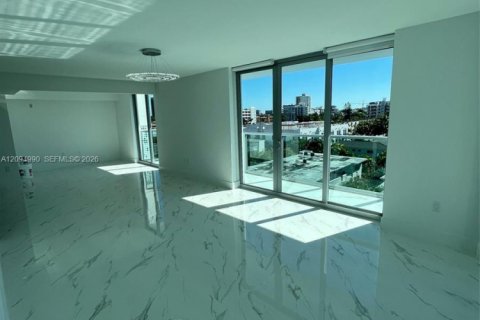 Appartement à louer à Bay Harbor Islands, Floride: 1 chambre, 99.87 m2 № 2386913 - photo 8