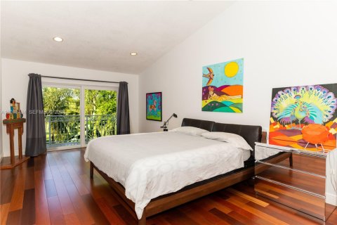 Villa ou maison à louer à Coral Gables, Floride: 4 chambres, 259.94 m2 № 2076329 - photo 11