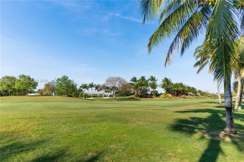 Villa ou maison à louer à Coral Gables, Floride: 4 chambres, 259.94 m2 № 2076329 - photo 9