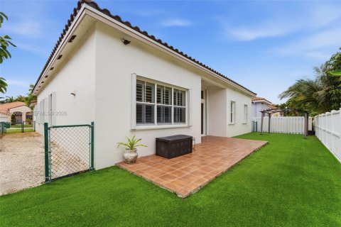 Купить виллу или дом в Мирамар, Флорида 5 спален, 248.05м2, № 2065762 - фото 17