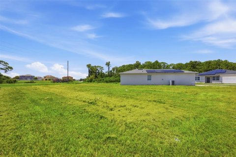 Villa ou maison à vendre à Poinciana, Floride: 4 chambres, 134.71 m2 № 2315221 - photo 30