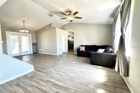 House in Port Charlotte, Florida 3 bedrooms, 137.68 sq.m. № 1516098 - photo 4