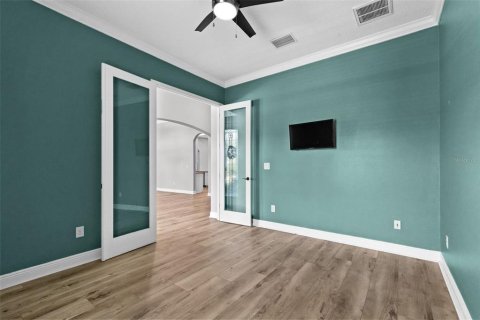 House in Wesley Chapel, Florida 5 bedrooms, 346.43 sq.m. № 2313052 - photo 14