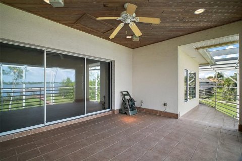 Casa en venta en Mount Dora, Florida, 4 dormitorios, 439.71 m2 № 1822312 - foto 23