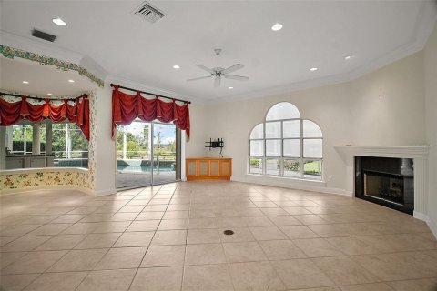 Casa en venta en Mount Dora, Florida, 4 dormitorios, 439.71 m2 № 1822312 - foto 16