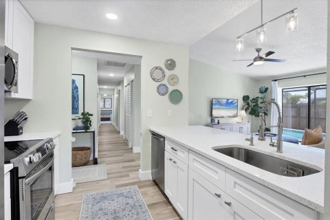 Villa ou maison à vendre à Bradenton, Floride: 4 chambres, 151.99 m2 № 1918291 - photo 9