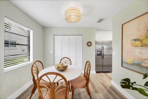 Villa ou maison à vendre à Bradenton, Floride: 4 chambres, 151.99 m2 № 1918291 - photo 12