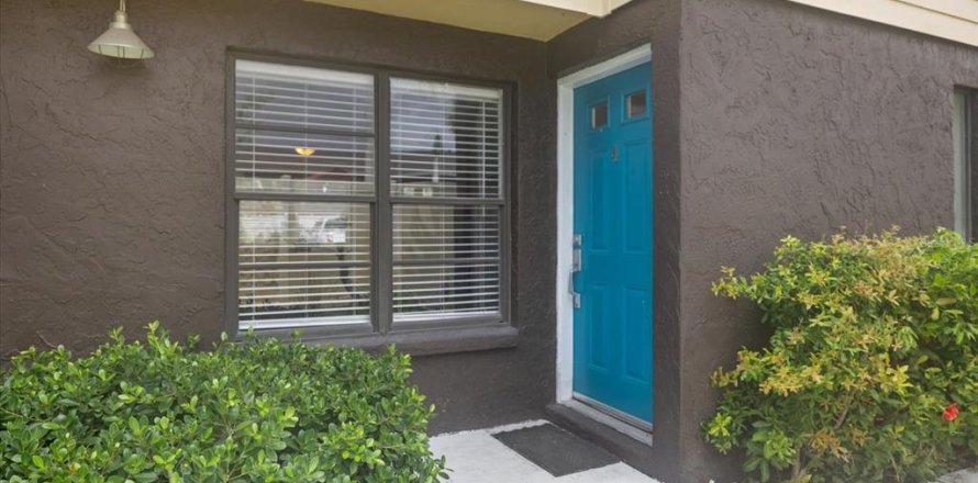 Adosado en Sarasota, Florida 2 dormitorios, 111.48 m2 № 1837287