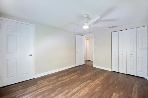 Adosado en alquiler en Sarasota, Florida, 2 dormitorios, 111.48 m2 № 1837287 - foto 5