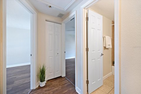 Adosado en alquiler en Sarasota, Florida, 2 dormitorios, 111.48 m2 № 1837287 - foto 27