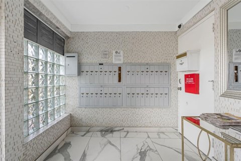 Купить кондоминиум в Майами-Бич, Флорида 2 спальни, 68.75м2, № 2066197 - фото 23