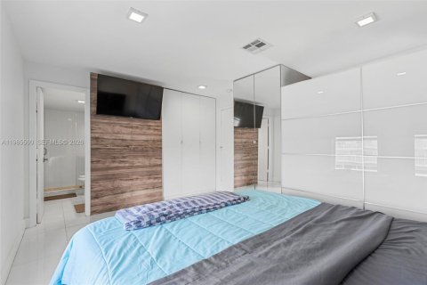 Купить кондоминиум в Майами-Бич, Флорида 2 спальни, 68.75м2, № 2066197 - фото 15