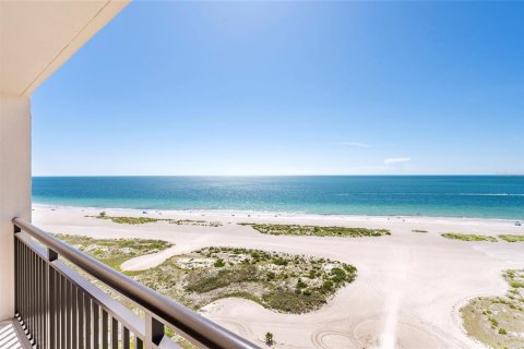 Condo in Clearwater, Florida, 3 rooms  № 1828500 - photo 7