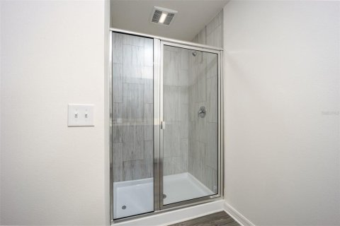 Townhouse in Dundee, Florida 3 bedrooms, 160.81 sq.m. № 2215314 - photo 12
