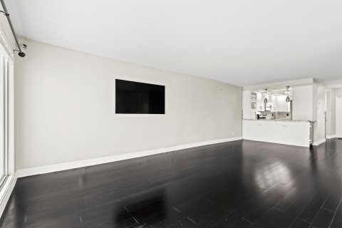 Copropriété à vendre à Highland Beach, Floride: 2 chambres, 102.38 m2 № 2377282 - photo 19