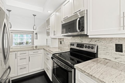 Condo à Highland Beach, Floride, 2 chambres  № 2377282