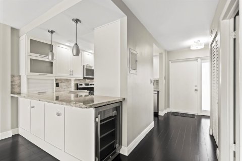 Copropriété à vendre à Highland Beach, Floride: 2 chambres, 102.38 m2 № 2377282 - photo 23