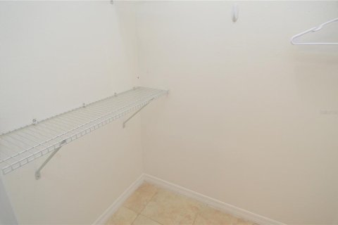 Condo in Tampa, Florida, 1 bedroom  № 1903931 - photo 26