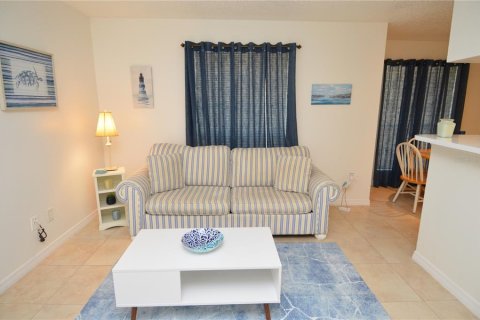 Condo in Tampa, Florida, 1 bedroom  № 1903931 - photo 14