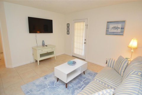 Condo in Tampa, Florida, 1 bedroom  № 1903931 - photo 20
