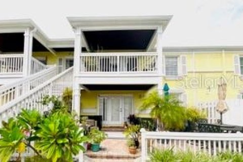 Copropriété à vendre à Saint Petersburg, Floride: 2 chambres, 71.81 m2 № 1916451 - photo 1