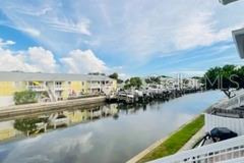 Copropriété à vendre à Saint Petersburg, Floride: 2 chambres, 71.81 m2 № 1916451 - photo 5