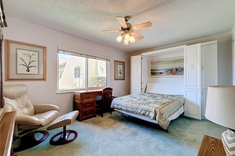 Condo in Bradenton, Florida, 2 bedrooms  № 2377880 - photo 29