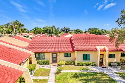 Condo in Bradenton, Florida, 2 bedrooms  № 2377880 - photo 6