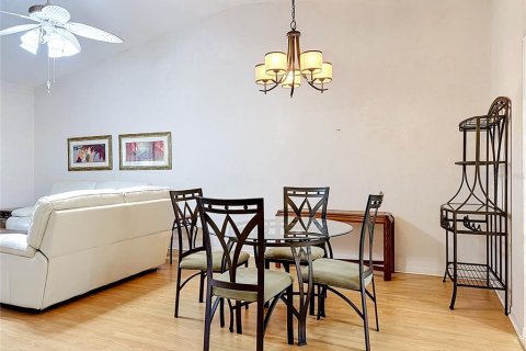 Condo in Bradenton, Florida, 2 bedrooms  № 2377880 - photo 14