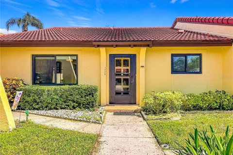Condo in Bradenton, Florida, 2 bedrooms  № 2377880 - photo 3