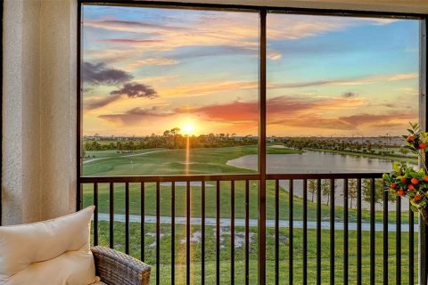 Condominio en alquiler en Venice, Florida, 3 dormitorios, 120.87 m2 № 1900465 - foto 10