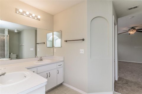 House in Lakeland, Florida 3 bedrooms, 151.71 sq.m. № 1766002 - photo 18