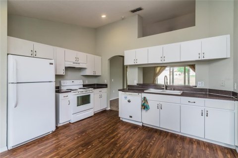 House in Lakeland, Florida 3 bedrooms, 151.71 sq.m. № 1766002 - photo 14