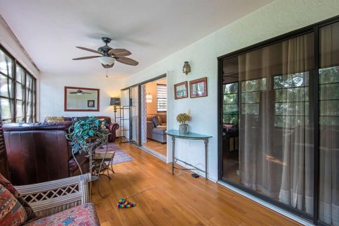 Condo in Bradenton, Florida, 2 bedrooms  № 1679961 - photo 23